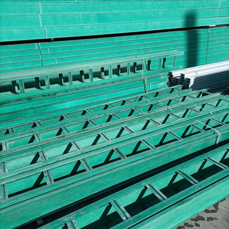 玻璃鋼電纜橋架有哪些性能?